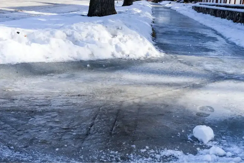 Slip and Fall on Ice: When Colorado Property Owners Are Liable